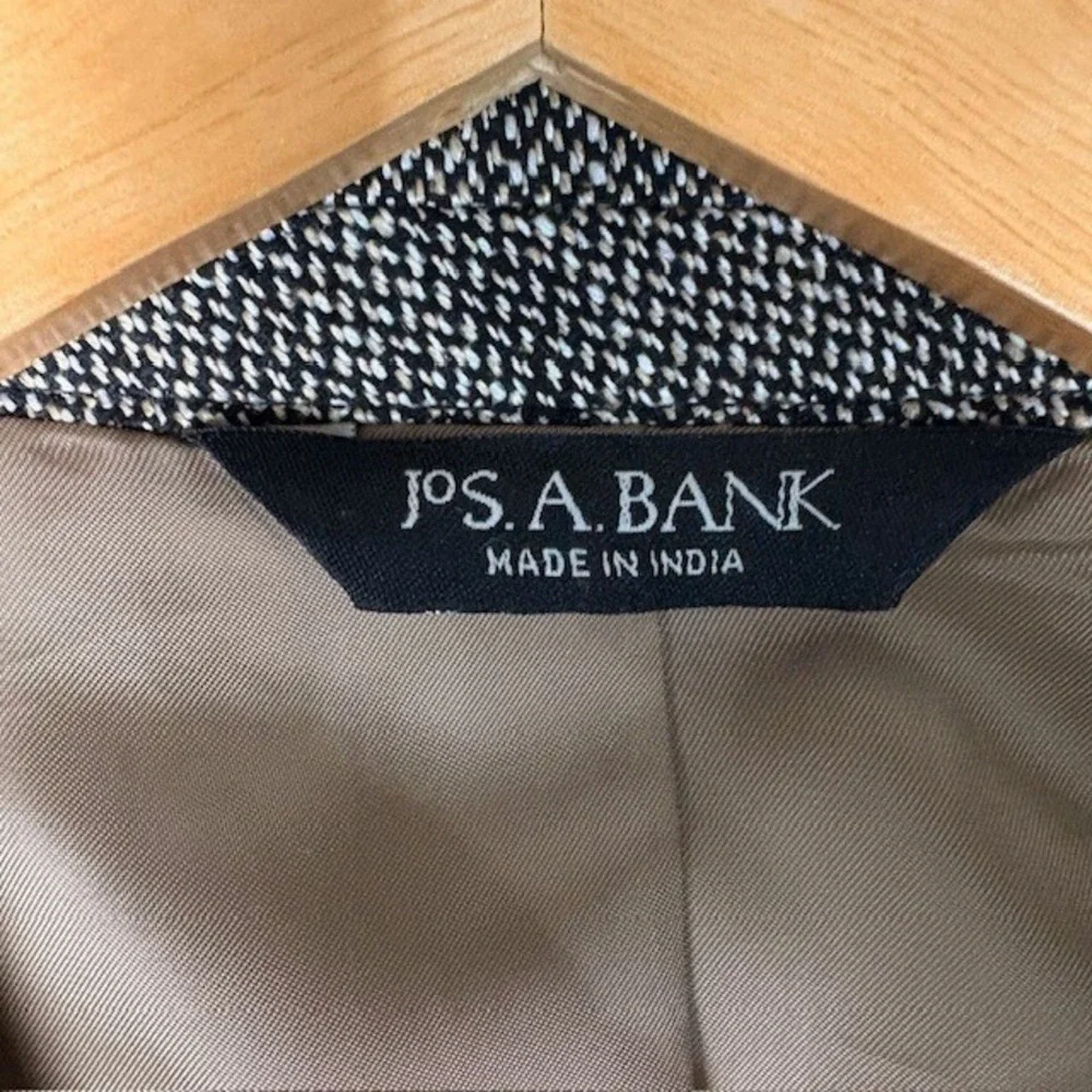 JOS A BANK Mens‎ 100% Silk Tweed Blazer Sport Coat Jacket 42R Gray Textured